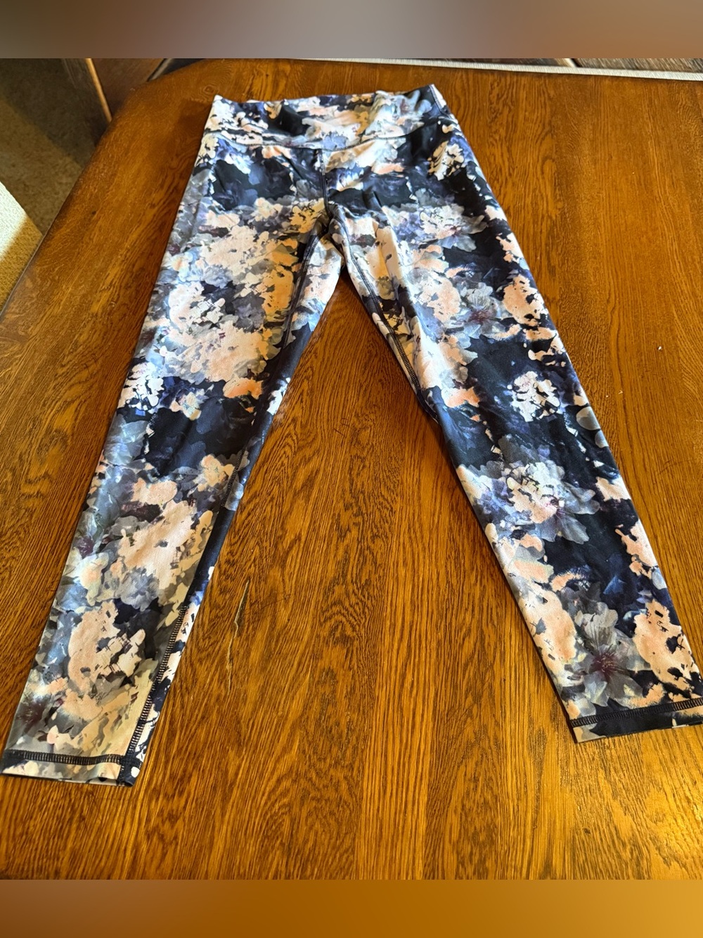 Kyodan Watercolor Floral Leggings